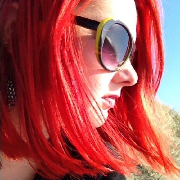 Meet your Posher, Colette - Picture 1 of 1